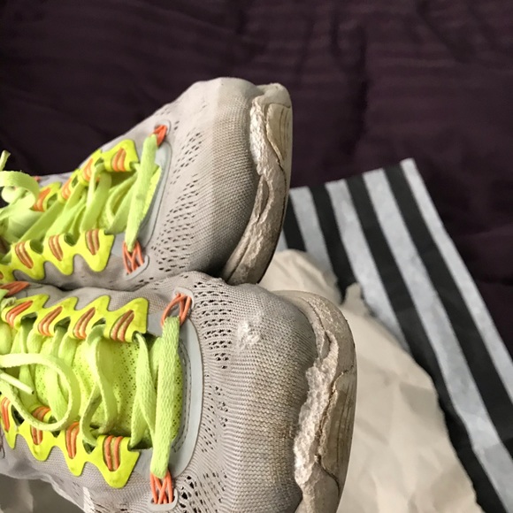 Nike sneakers - Picture 3 of 4